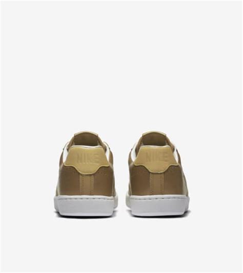 nike tennis classic weiß gold|NikeCourt Tennis Classic Ultra 'Gold Leather'. Nike .